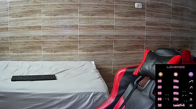 angelicious_ Adlı Modelin Canlı XXX Sohbeti