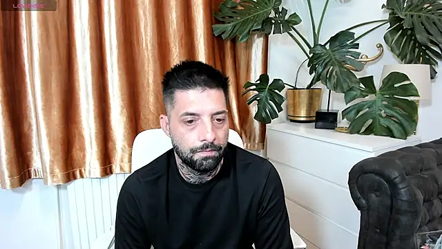 TommyDumn Live XXX chat