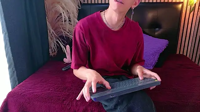 heyy_noah11 Live XXX-Chat