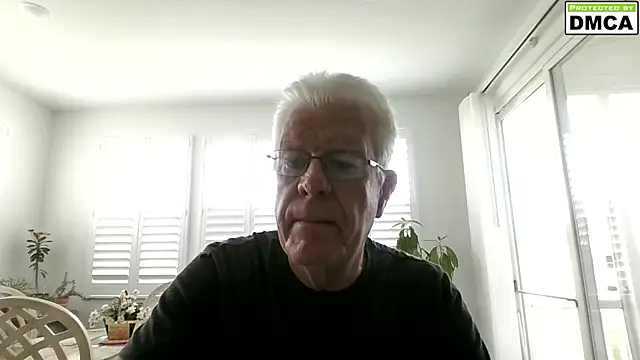 XXX chat uživo modela NeoOnSC