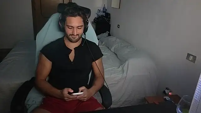 Chat +18 de Al3xox02 ao vivo