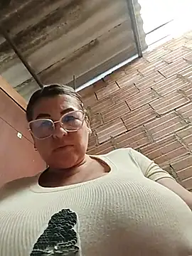 Czat XXX na żywo – AlexxiaaMat