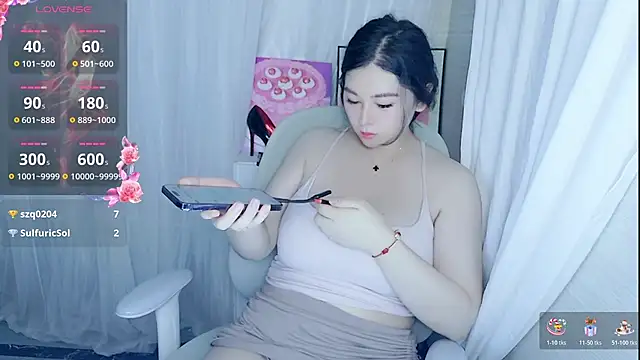 Scarlett-oracle – Naživo XXX chat