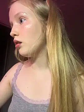 Chat +18 de LilianHowards ao vivo