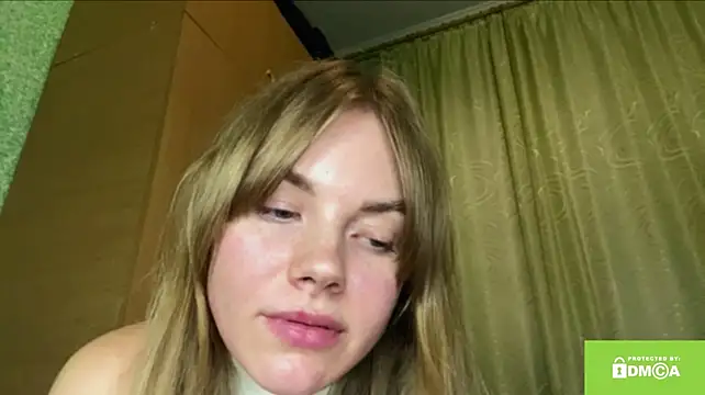 SunnyStrike's Live XXX Chat
