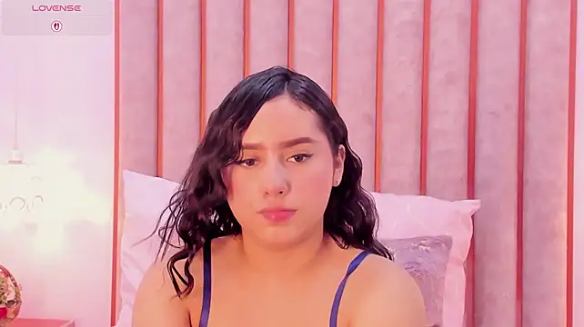 Zoe_Monrow Adlı Modelin Canlı XXX Sohbeti