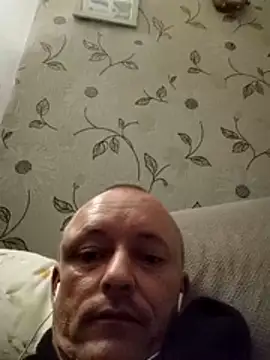 Pokazy przed kamerką – Adus123123