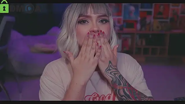 sensualkattt XXX чат на живо