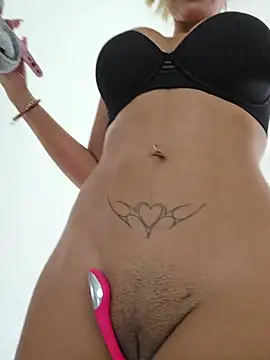 Czat XXX na żywo – Pretty_roxxyy