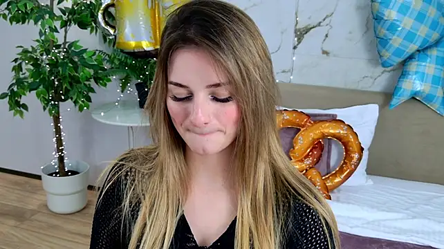 SweetyLicky Adlı Modelin Canlı XXX Sohbeti
