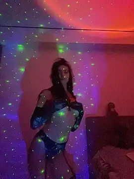 Chat XXX Live CurlyLara