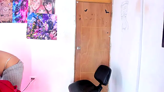 Živý XXX chat Emily_Coper18
