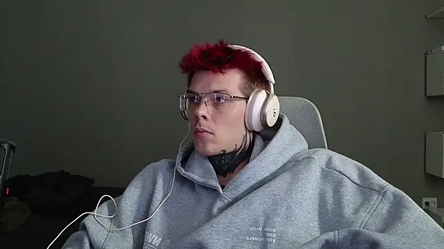 XXX chat uživo modela DENIS_HERE