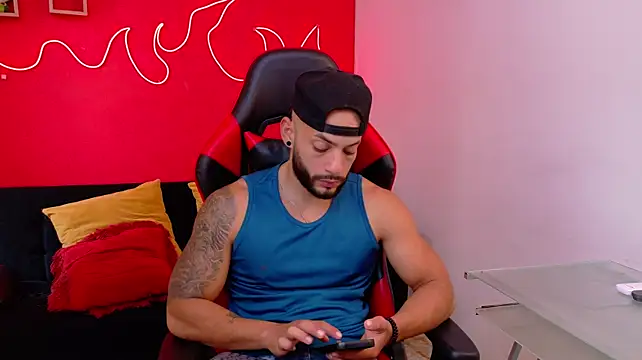Mike_savage3 Live XXX-chat