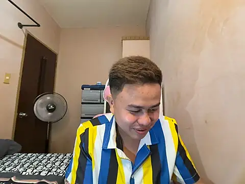 Chat +18 de MHART-12 ao vivo