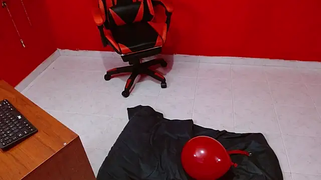 Chat XXX ao vivo de _Emily_Slave_