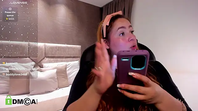 צ'אט XXX בשידור חי של miaparker25