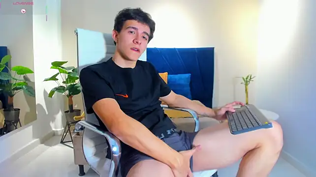 Chat +18 de Austinbolt ao vivo