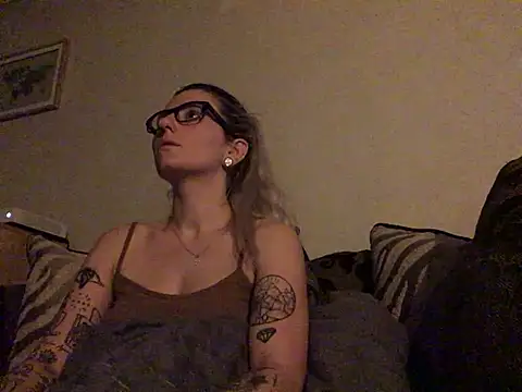 xxamyleighxx Adlı Modelin Canlı XXX Sohbeti