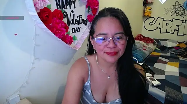 Chat +18 de Miss__kendra_ ao vivo
