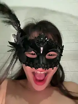 Bemi3_sexyy Show Webcam