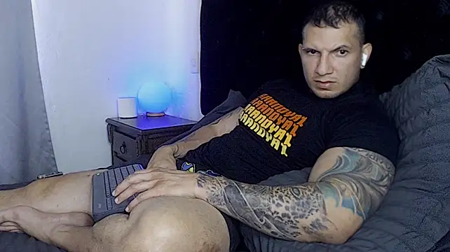 Shane_Clay Live XXX-chat