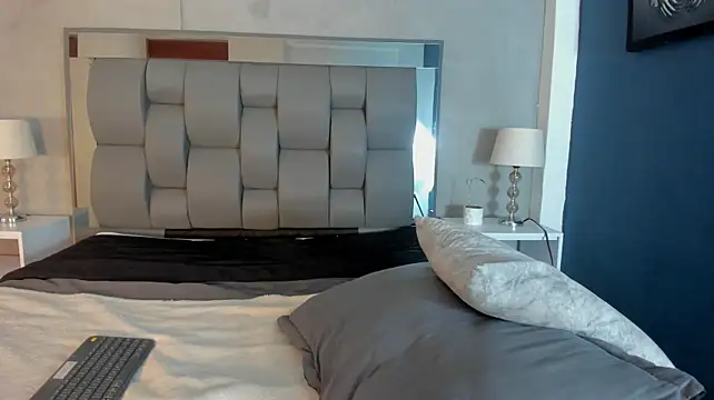 Charlie___Musk 라이브 XXX 채팅