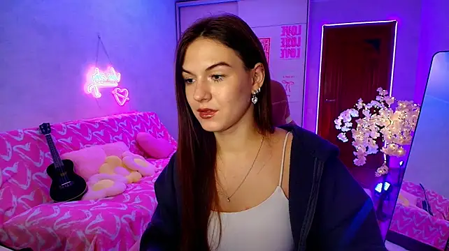 Chat XXX en directo de luna_lust_212