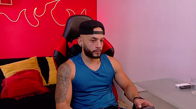 แชท XXX สดของ Mike_savage3