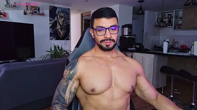 XXX chat uživo modela Michael_Diamond