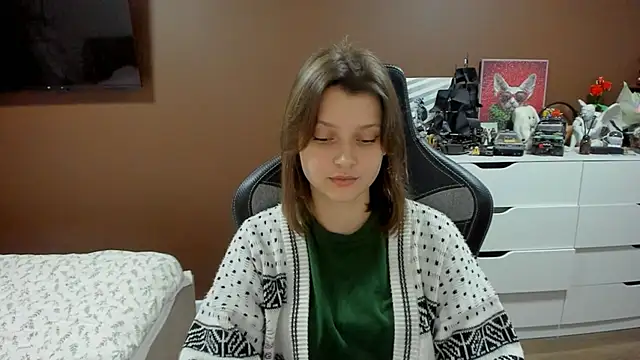 SoniNestin Live XXX chat