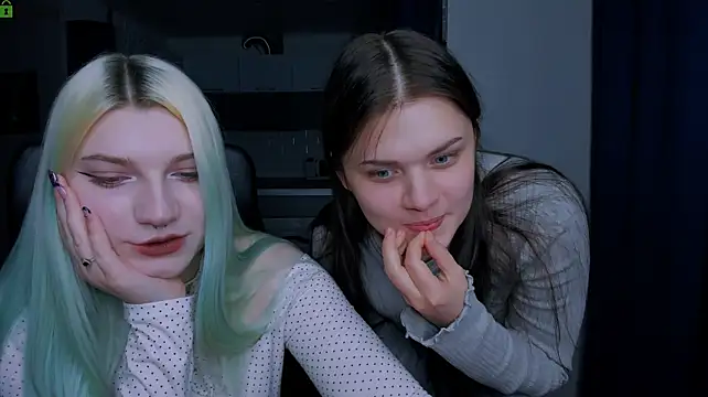 your_megan XXX чат на живо