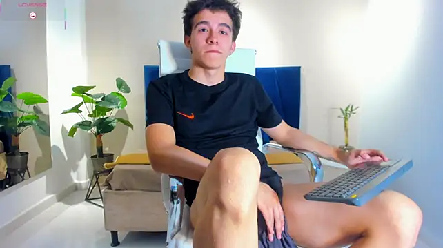 Austinbolt Chat XXX live