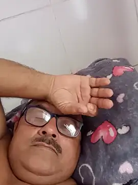 Chat XXX en directo de Misterymem63