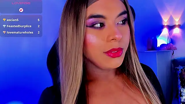 Show modela Emili_Roux na web-kameri