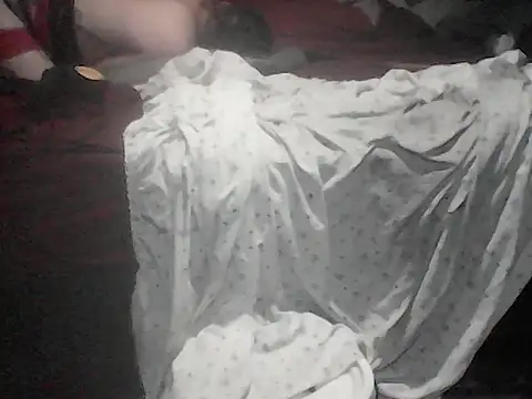 Chat +18 de Twoslipperywhenwett ao vivo