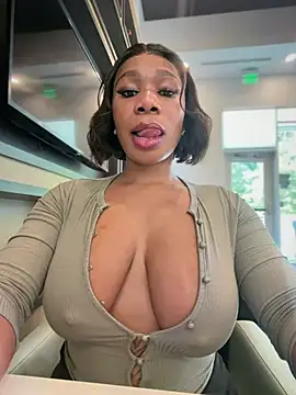 Belle___ - Run naked around car + Squirt public