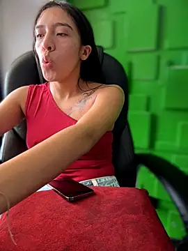 Nicol_LS Live XXX-Chat