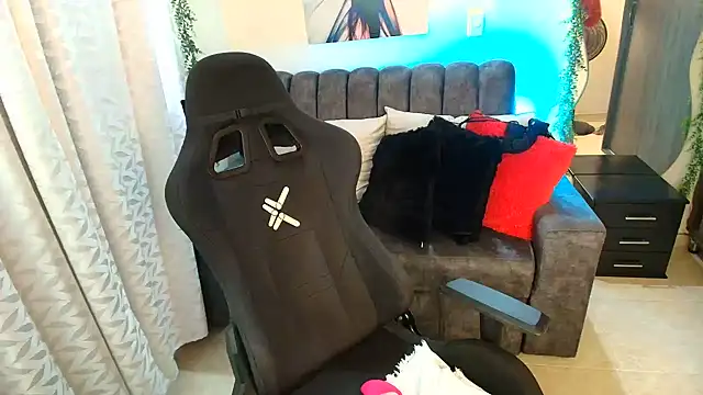 LUCYMILF_SEXY Live XXX-chat