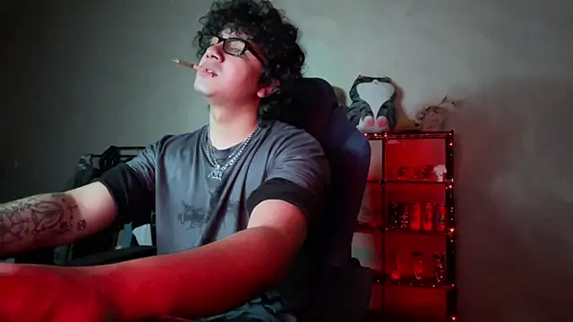 _ELIGOS_ Live XXX Chat