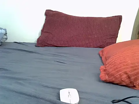 Chat +18 de Creammybunny ao vivo