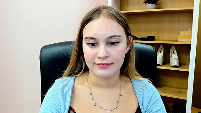 kitty_valeria Chat XXX in diretta