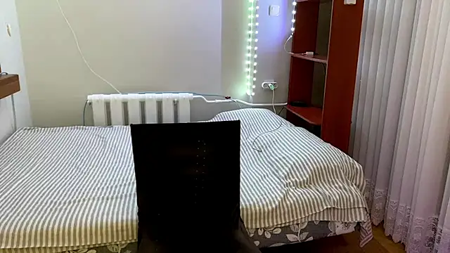 Show modela BensonTarlet na web-kameri