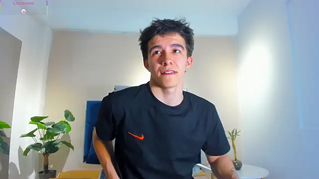 Austinbolt Live XXX Chat