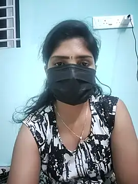 Živý XXX chat Tamil_SweetHeart