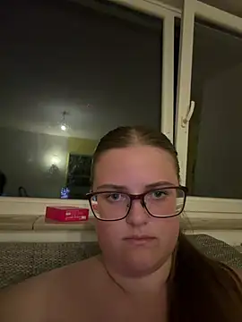CurvyPaar2 Live XXX-Chat