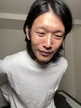 Ren-Osakiのウェブカメラショー