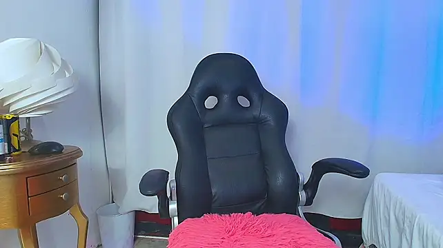 LunaSantanaa Chat XXX live