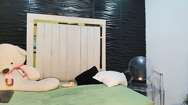 Živý XXX chat Perla_Brunettte