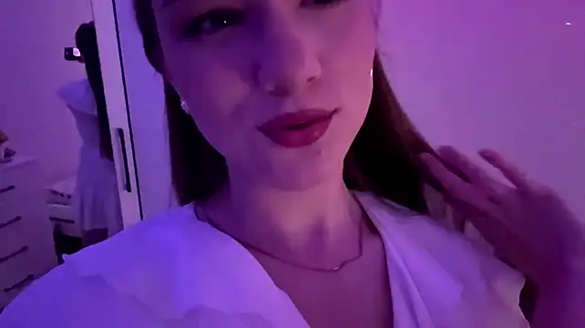 DonetteAlaya's Live XXX Chat